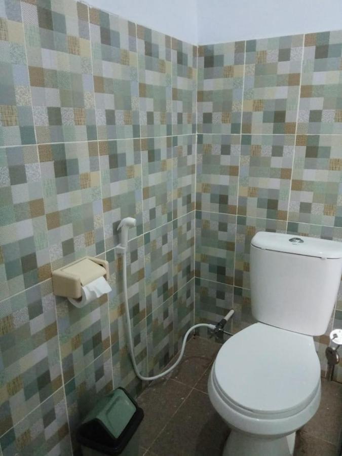 Sentul Hostel Kuta  Buitenkant foto